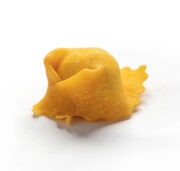 TORTELLACCI FORMAGGIO E PASSION FRUIT